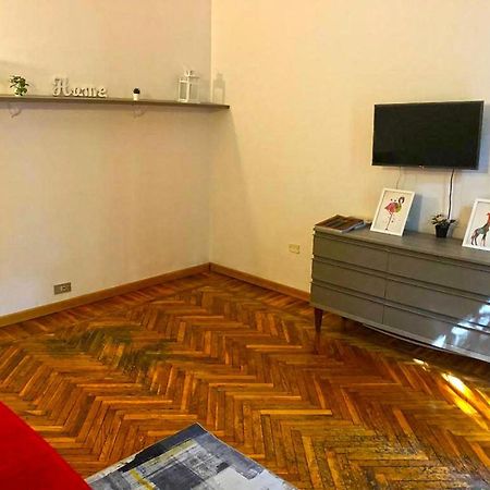 Castel Morrone Apartment มิลาน ภายนอก รูปภาพ
