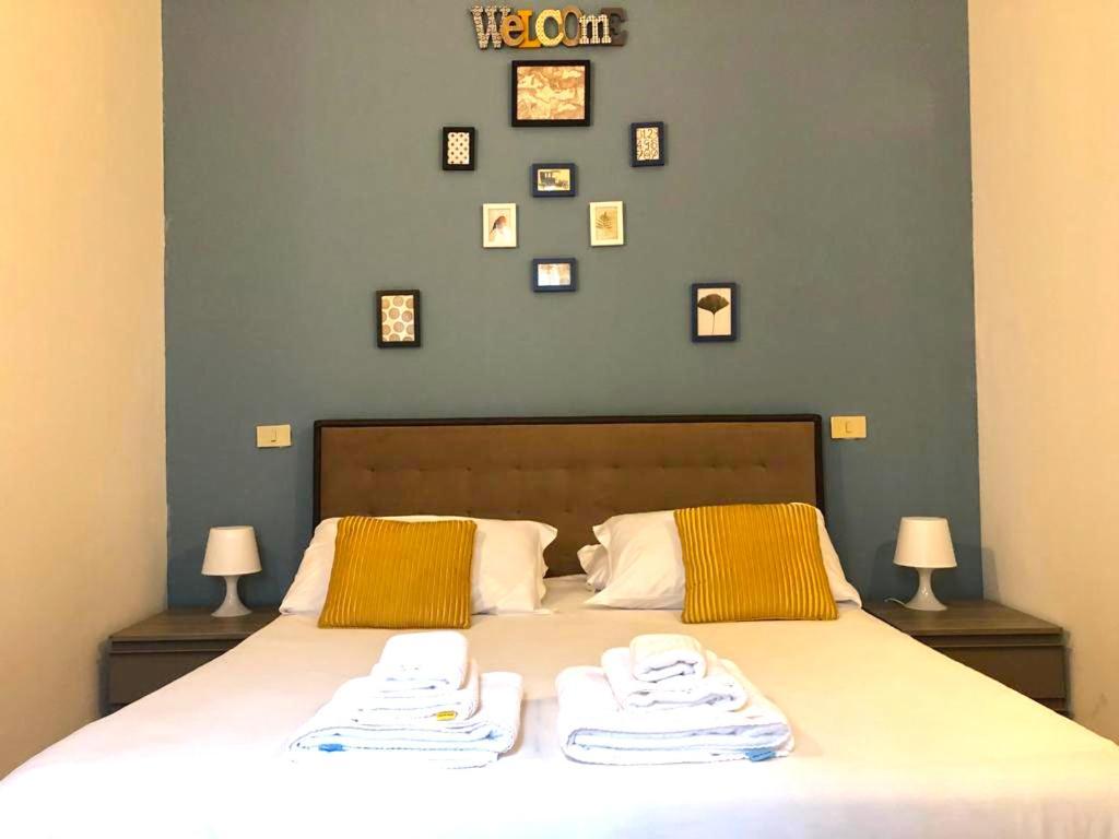 Castel Morrone Apartment มิลาน ภายนอก รูปภาพ